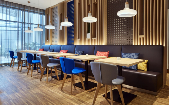 Holiday Inn Express Berlin - Alexanderplatz by IHG