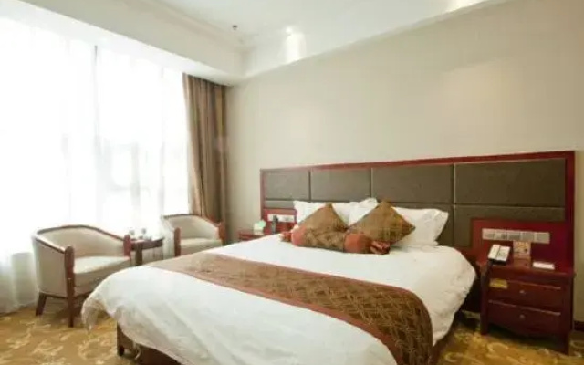 Huayuan Business Hotel