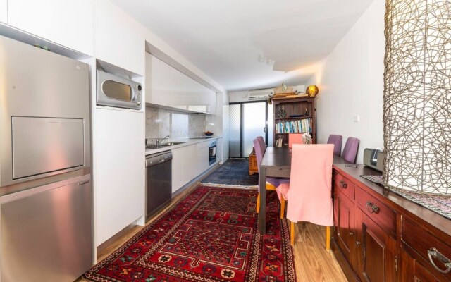 Lovely 1 Bedroom Apartment Close To Cbd