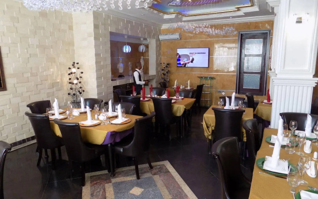 Caravel Suites