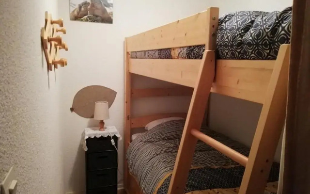 Appartement Bagnères-de-Luchon, 2 pièces, 4 personnes - FR-1-313-195