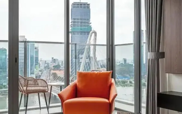 Metropole Residences Luxury Suite