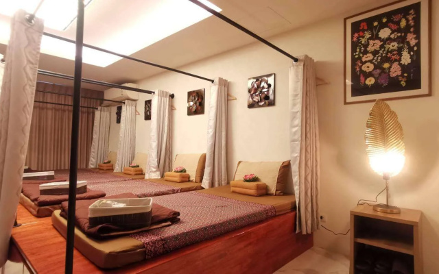 Christella Hotel Laemchabang