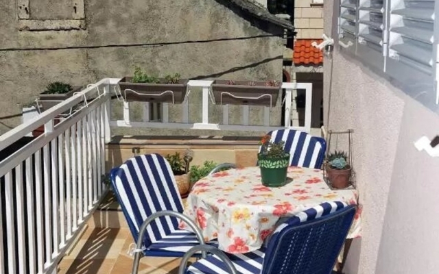 Apartment Ljubav - with parking : A1 Makarska, Riviera Makarska