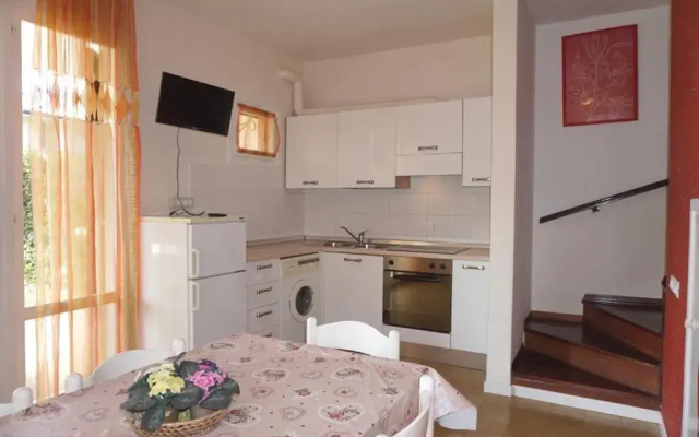 Townhouse With Garden and Shared Pool