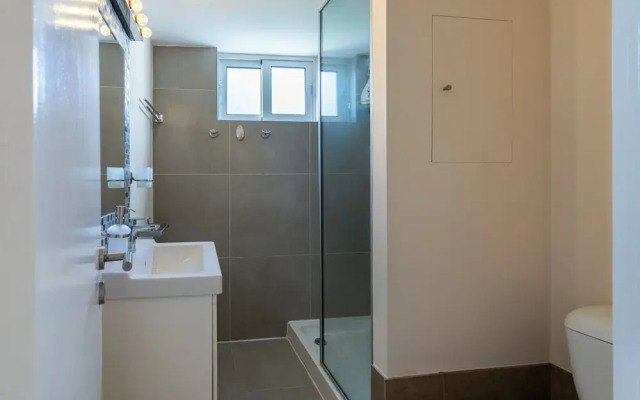 147 VOR - Stay Bloom Apartment