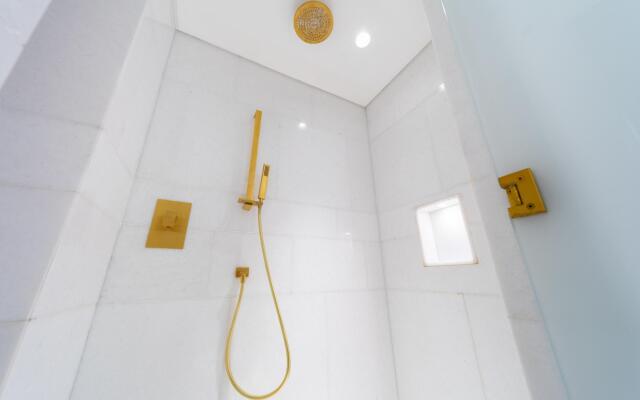 DXB - Five - 41509 - PJ