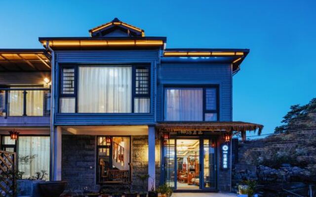 Flower Building Lushan Luyinqi Homestay (Lushan Scenic Area Cableway Station)