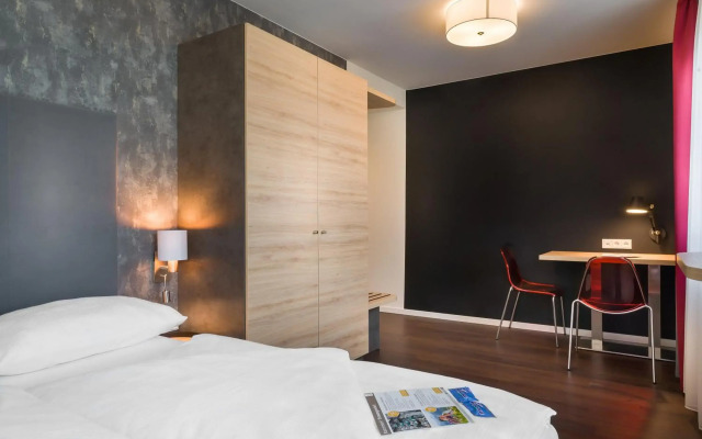 Signature East Hotel Apartment