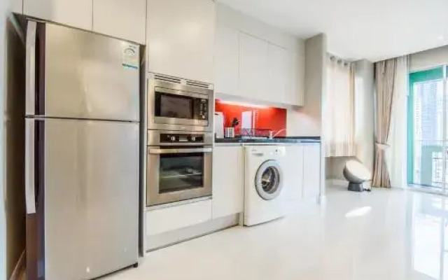 Roomromo Residence by Rompo