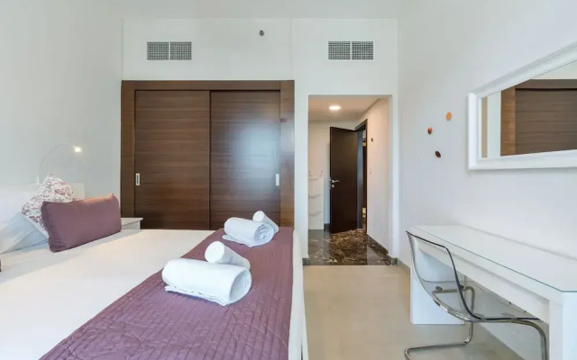 Stunning 1B Apartment With Balcony in Dubai Marina