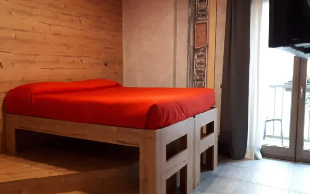 Bed & Rooms , Apartments Corte Rossa