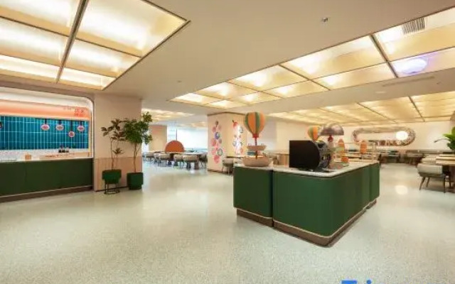 Orange Hotel (Weihai Railway Station Hanlefang)