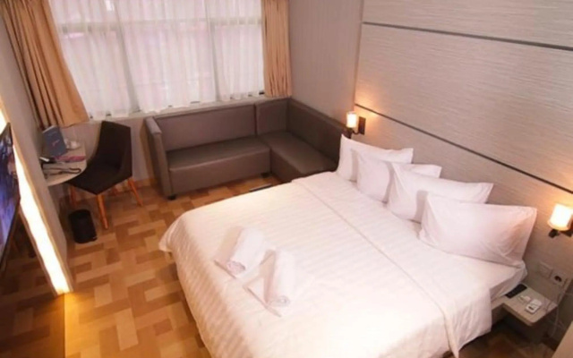 Shakti Hotel Jakarta – Guest Rooms – Jakarta