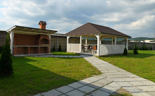 Pensiunea Sarmis Cristal