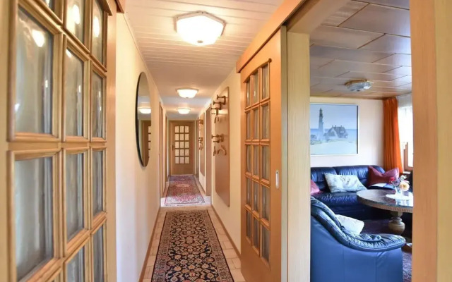 Exquisite Mansion in Pugholz near Sea