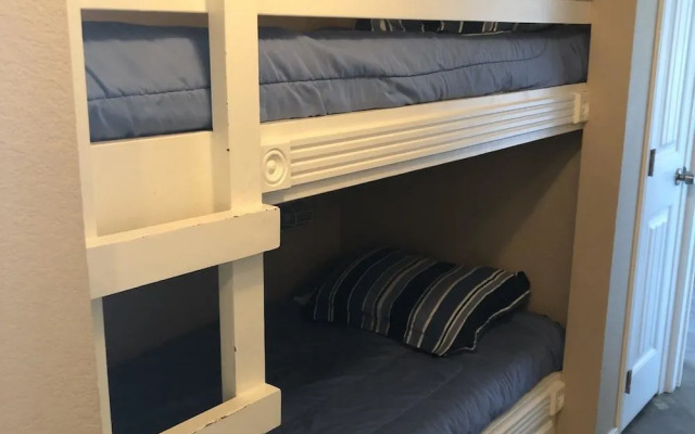 Seascape 1107 - 2 Br Condo