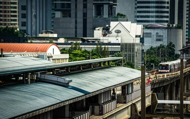 SAM E  Bangkok Sathorn