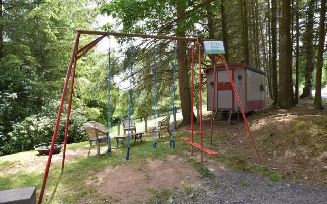 Lively Holiday Home With Garden, Barbecue, Garden Furniture