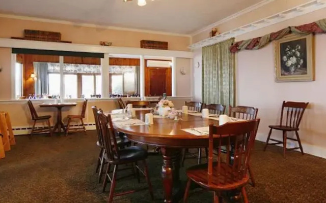 Seaward Inn