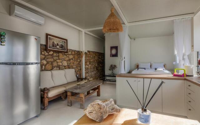 George's Island House with Plunge Pool