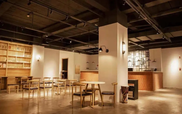 Fangorn International Hostel