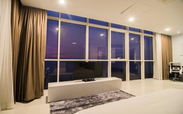Platinum One Suites