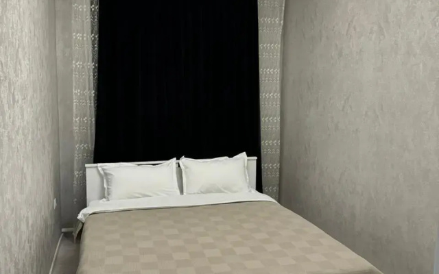 Holiday House на ул. Баганалы 27 (Холидэй Хаус)
