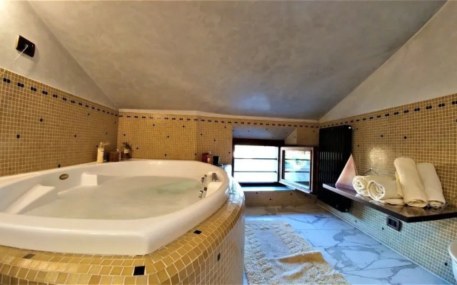 Dreaming Arena Rooms