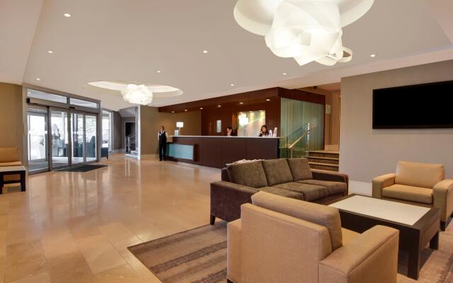 Holiday Inn Calgary-Airport by IHG