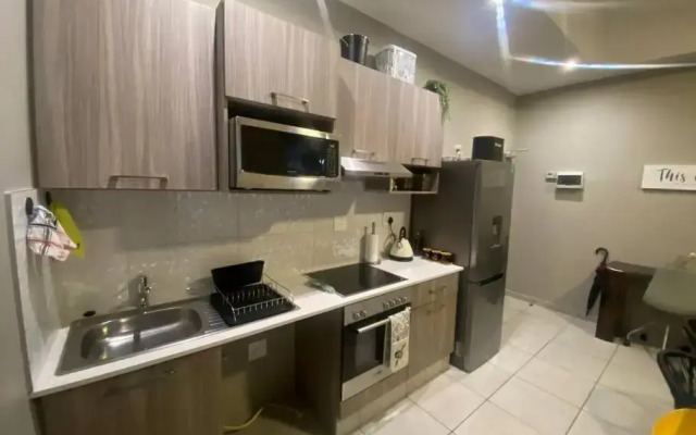 Stylish Dante’s 1-bedroom condo free Wifi & Cinema