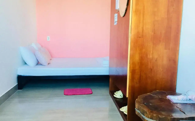 Hang Nga Guest house