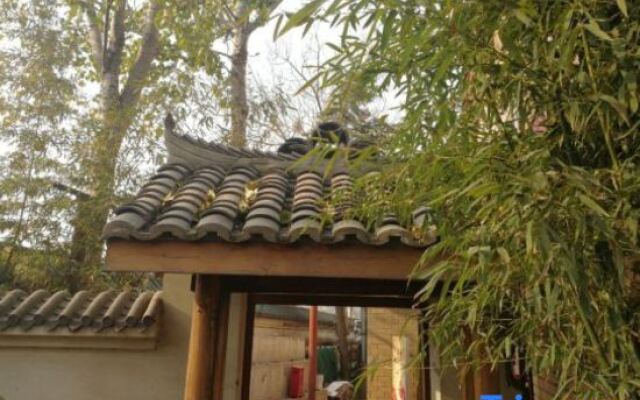 Beijing Sichuan Wuliangye Longzhaoshu Hotel