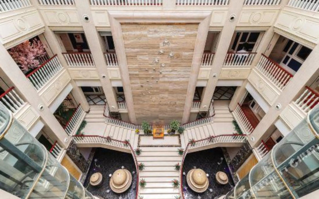 Royal Holiday Hotel (Wuyan Military District Headquarters Branch)