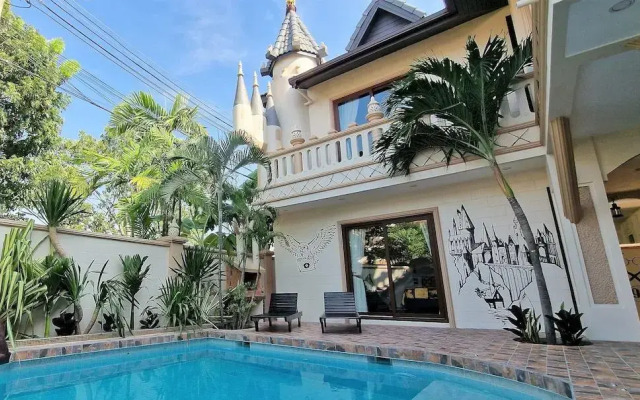 POTTERLAND Luxury Pool Villa