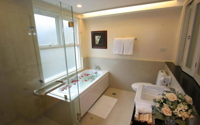 Hope Land Hotel Sukhumvit 24