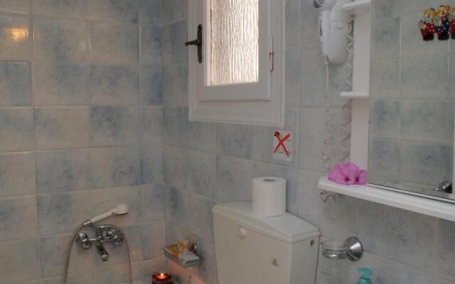 Lioliou Maria Rooms