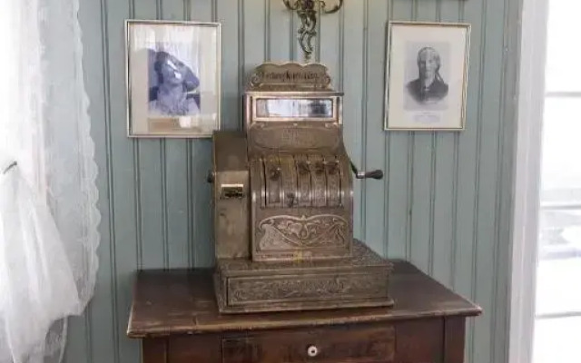 Einarshúsid Guesthouse