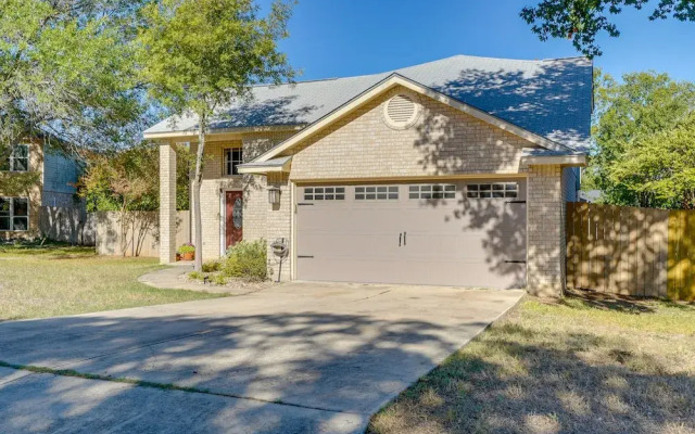 Pet-friendly San Antonio Retreat w/ Private Yard!