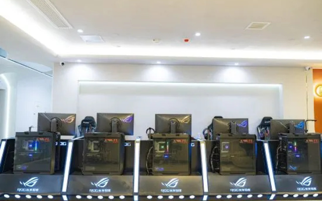 Three Kingdoms E-sports Smart Hotel (Shangqiu Zhecheng Chunshui Road Branch) – Guest Rooms – Shangqiu