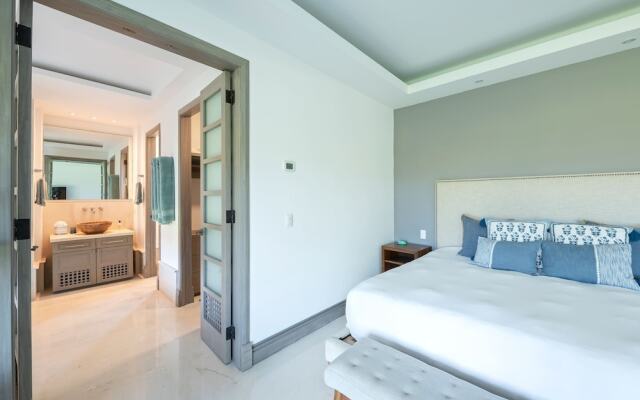 Amazing 3 Bedroom Condo