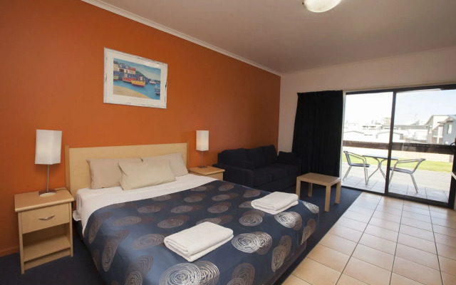 Seaview Motel and Apartments