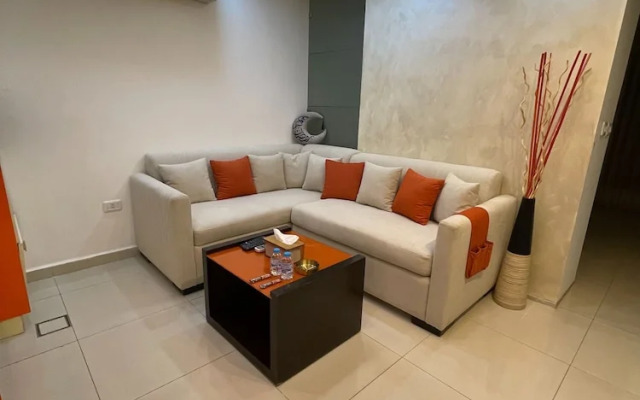 Al-burj Apart at 7th Circle 208