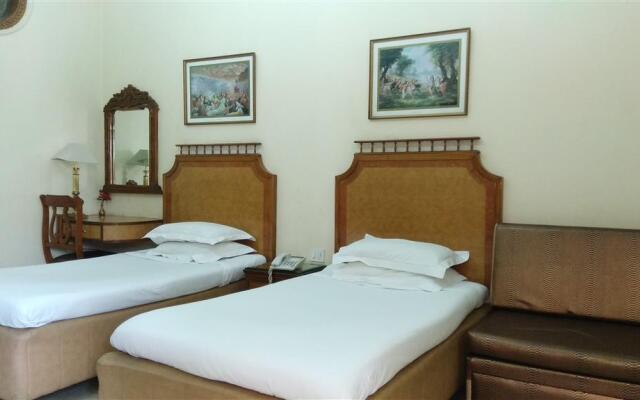 Bajaj Indian Home Stay