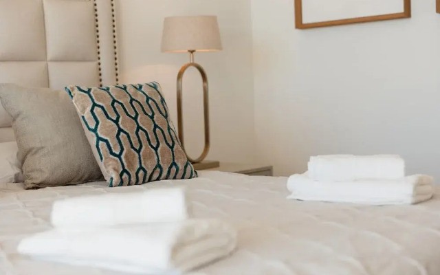 Marbella Hills - Luxury 3 Bed Flat W Sea Views