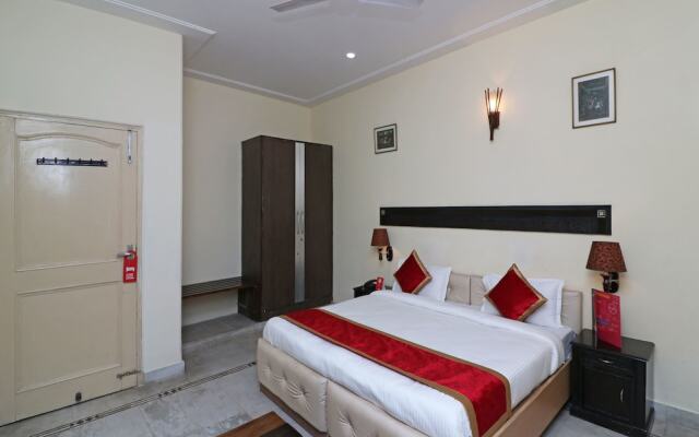 OYO 12968 Hotel The Domus