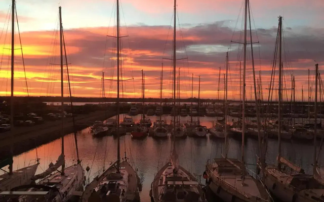 Gruissan Pleine Vue Sur Port