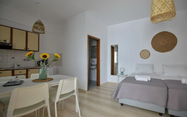 Studio Eva Studios & Apartments-5