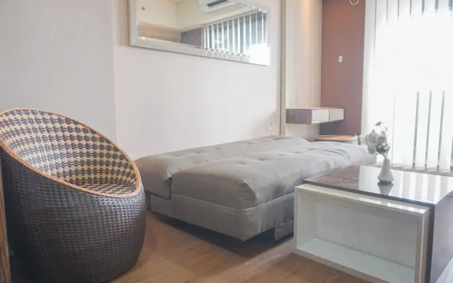 Homey And Cozy 3Br At Meikarta Apartment