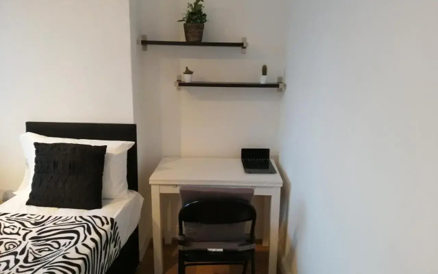Dream Time Apartments-Aqua Suite